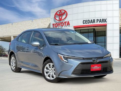 Used 2026 Toyota Corolla LE FWD image 1