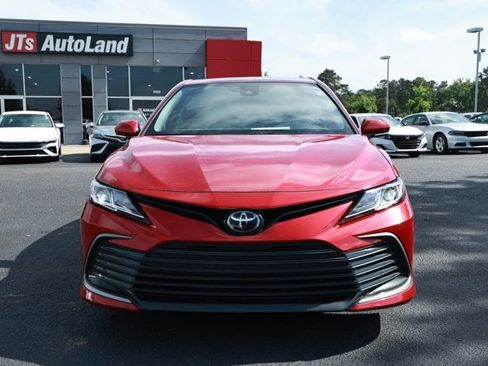 Used 2024 Toyota Camry LE w/ Convenience Package FWD image 2