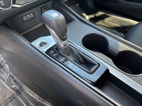 Used 2025 Nissan Altima 2.5 SV FWD image 42