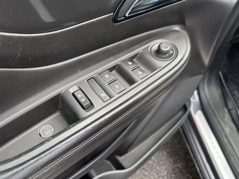 Used 2017 Buick Encore Sport Touring FWD image 8