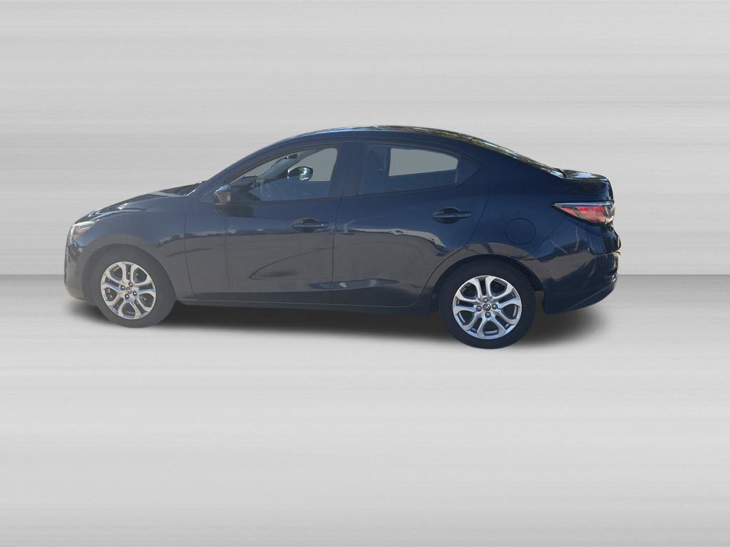 Used 2016 Scion iA FWD image 7