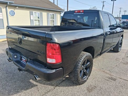 Used 2017 RAM 1500 Express w/ Black Ram 1500 Express Group image 6