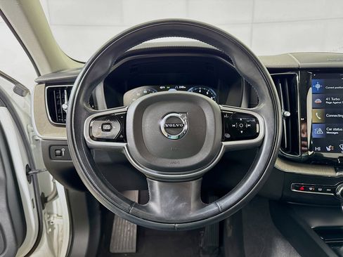 Used 2020 Volvo XC60 T5 Inscription w/ Protection Package Premier image 17