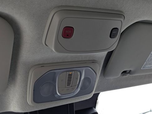 New 2026 RAM ProMaster 2500 w/ Convenience Group image 21