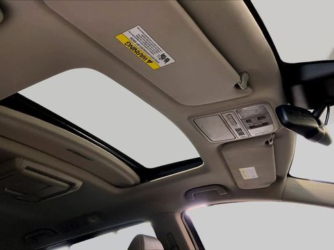 Used 2015 Honda Odyssey EX-L image 12