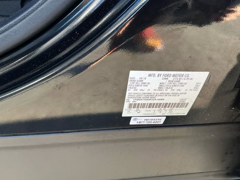 Used 2019 Ford Explorer XLT image 27