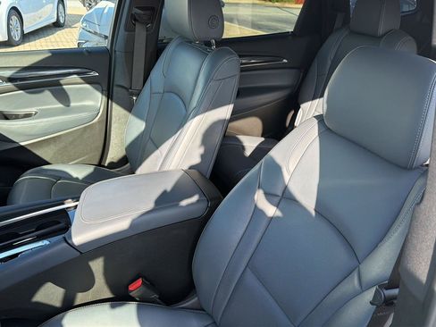 Used 2024 Buick Enclave Essence w/ LPO, Floor Liner Package FWD image 30