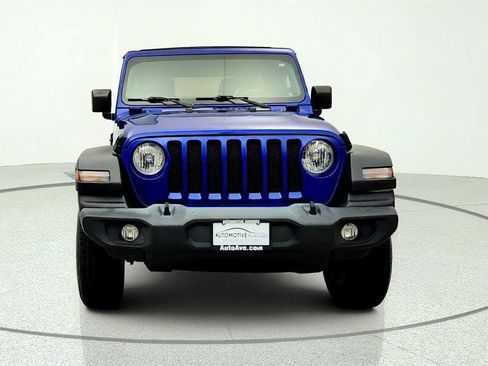 Used 2019 Jeep Wrangler Unlimited Sport S AWD/4WD image 2