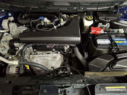 Used 2017 Nissan Rogue SV AWD/4WD image 28