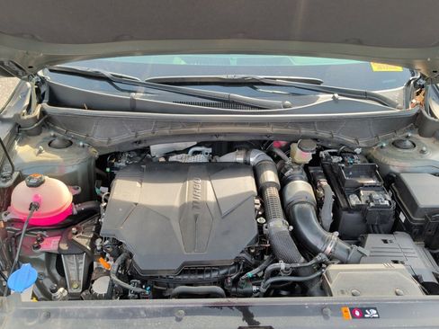 Certified 2025 Hyundai Santa Cruz Limited image 16