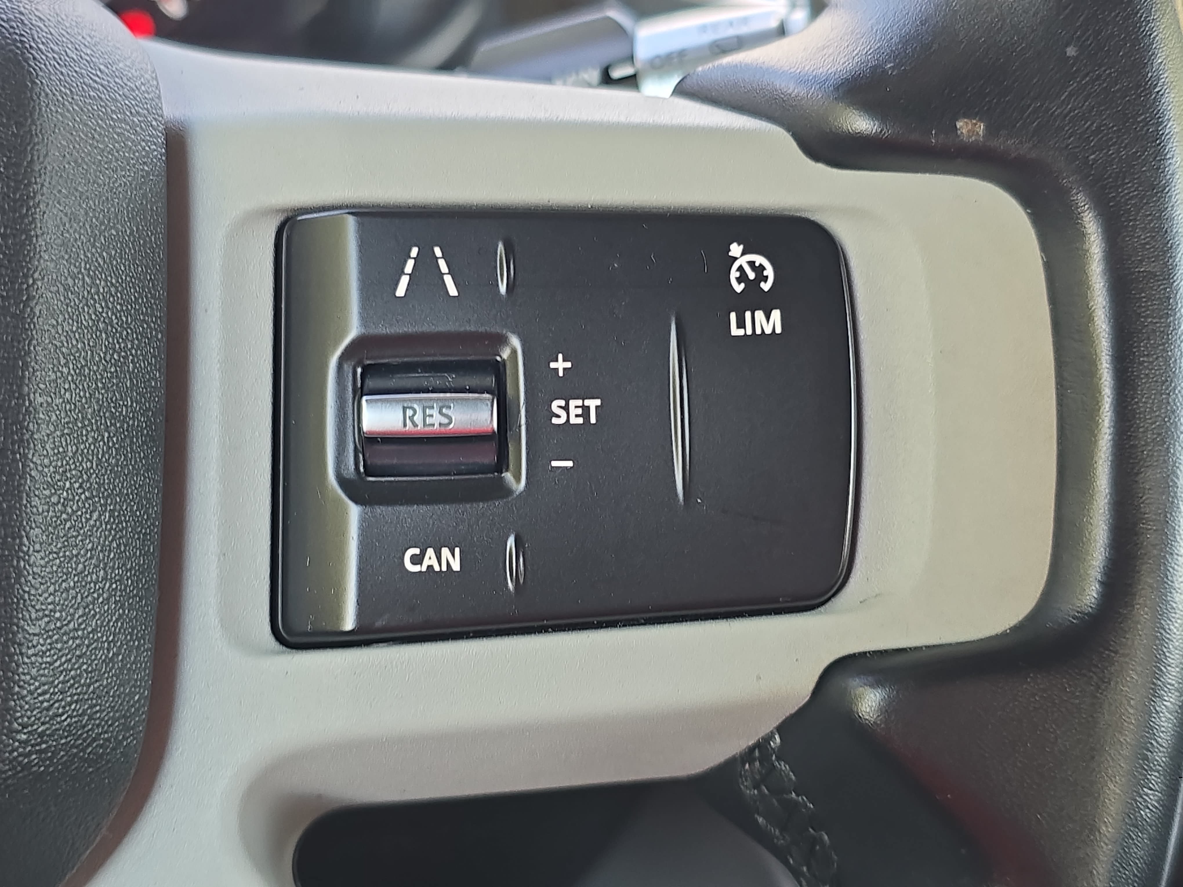 Used 2021 Land Rover Defender 90 S AWD/4WD image 17