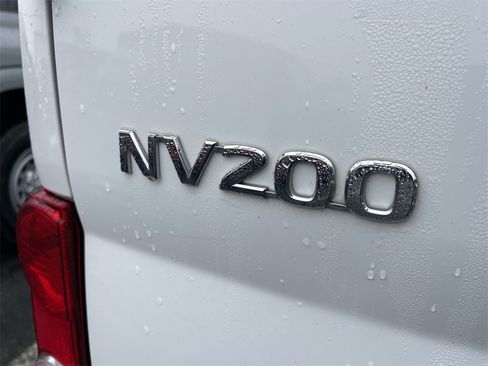 Used 2021 Nissan NV200 S w/ Sliding Door Glass Package image 5