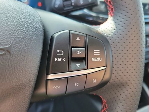 Used 2024 Ford Escape ST-Line Elite w/ Premium Technology Package AWD/4WD image 25