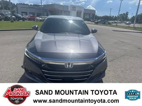 Used 2022 Honda Accord Touring image 8
