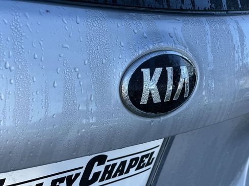 Used 2016 Kia Forte LX image 10