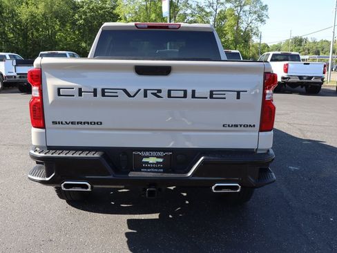 New 2026 Chevrolet Silverado 1500 Custom Trail Boss w/ LPO, Dark Essentials Package AWD/4WD image 22