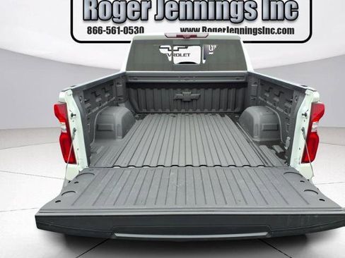 Used 2021 Chevrolet Silverado 1500 LTZ w/ LTZ Premium Package AWD/4WD image 23