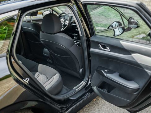 Used 2025 Kia K5 LXS image 17