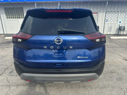 Used 2021 Nissan Rogue SV AWD/4WD image 2