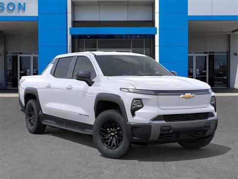 New 2026 Chevrolet Silverado EV LT image 7