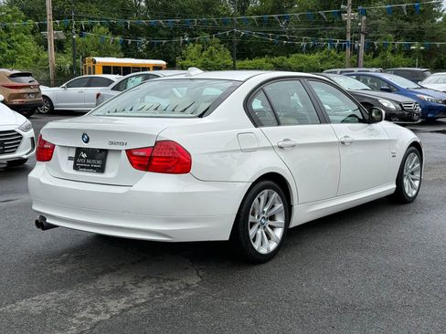 Used 2011 BMW 328i xDrive Sedan AWD/4WD image 10