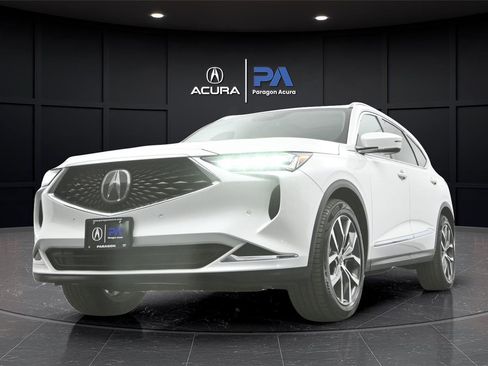 Certified 2024 Acura MDX SH-AWD w/ Technology Package image 29