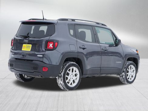 Used 2022 Jeep Renegade Latitude w/ Convenience Group image 7