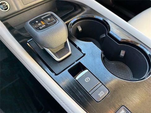 Used 2021 Nissan Rogue SL image 26