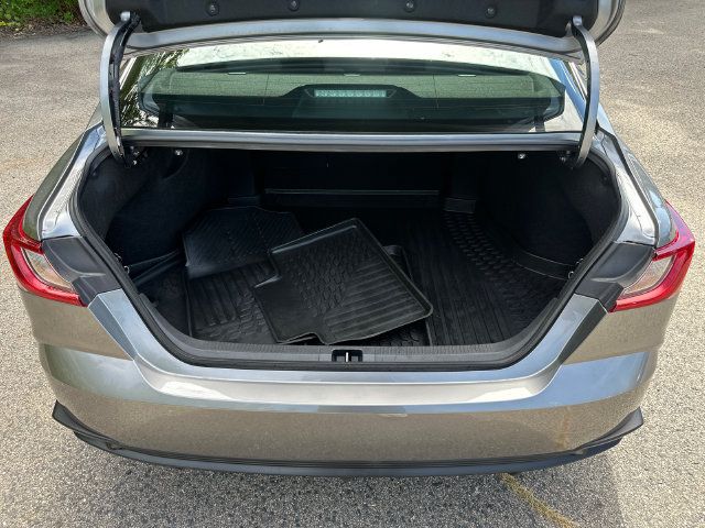 Certified 2026 Toyota Camry SE FWD image 16