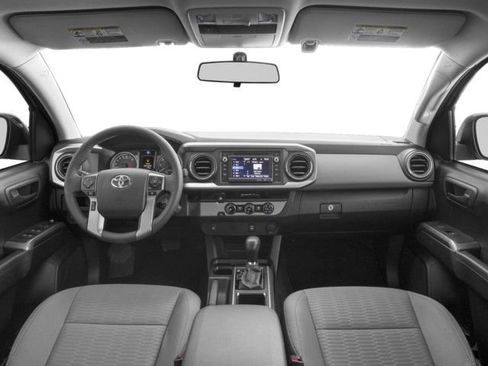 Used 2016 Toyota Tacoma SR5 RWD image 5
