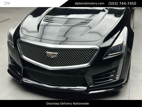 Used 2017 Cadillac CTS V w/ Luxury Package image 14