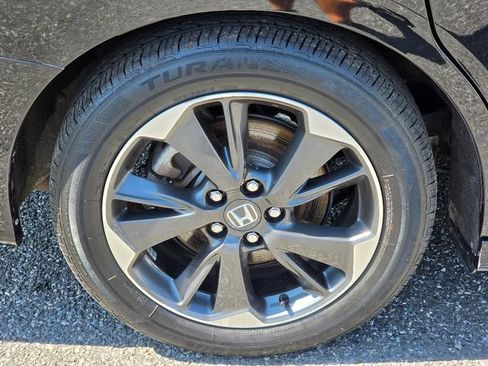 Used 2023 Honda Odyssey Elite image 12