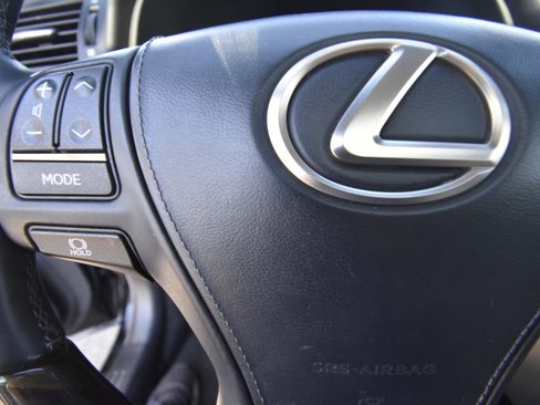 Used 2013 Lexus LS 460 w/ Comfort Pkg RWD image 16