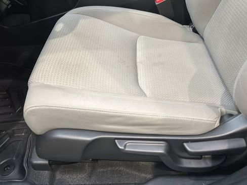 Used 2019 Honda HR-V EX image 15