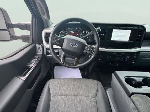 Certified 2023 Ford F250 XL w/ XL Chrome Package image 11