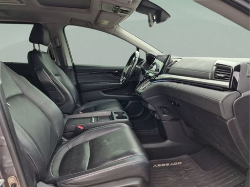 Used 2023 Honda Odyssey Touring image 20