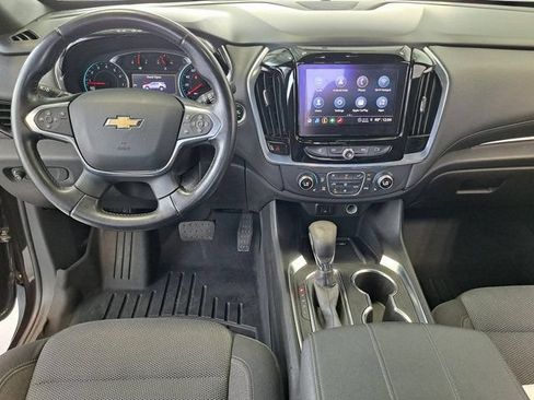 Used 2022 Chevrolet Traverse LT FWD image 27