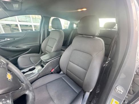 Used 2018 Chevrolet Malibu LT FWD image 7