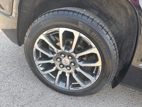 Used 2020 GMC Acadia Denali w/ Trailering Package image 6