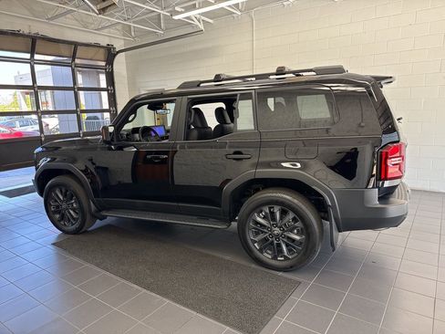 Used 2025 Toyota Land Cruiser w/ Premium Package AWD/4WD image 5