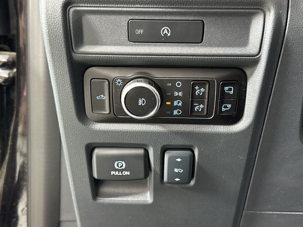 Used 2025 Ford F150 Lariat AWD/4WD image 21