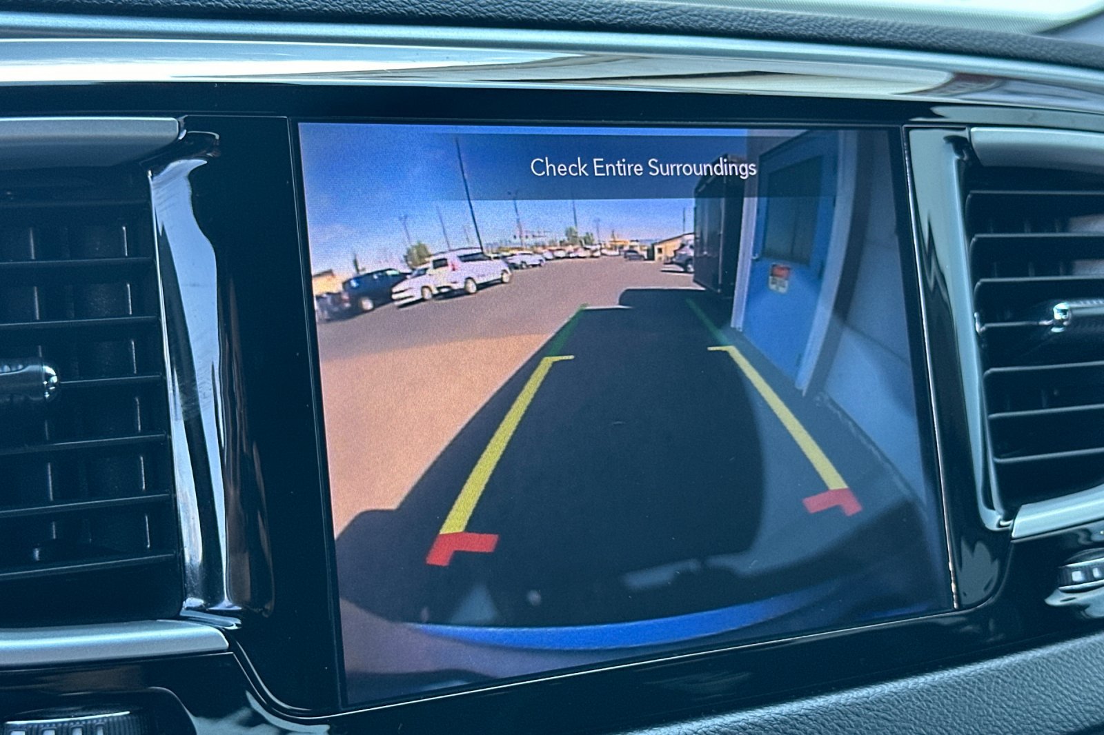 Used 2020 Chrysler Pacifica Touring w/ S Appearance Package FWD image 21