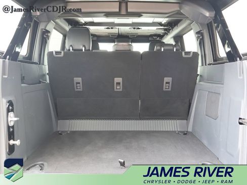 Used 2024 Ford Bronco Wildtrak AWD/4WD image 14