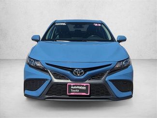 Used 2023 Toyota Camry SE w/ Blackout Package (TMS) video 2