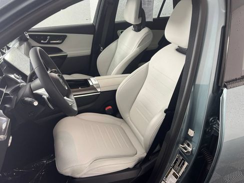 Certified 2026 Mercedes-Benz GLC 300 4MATIC image 37