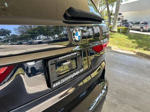 Used 2022 BMW X7 xDrive40i w/ M Sport Package AWD/4WD image 21