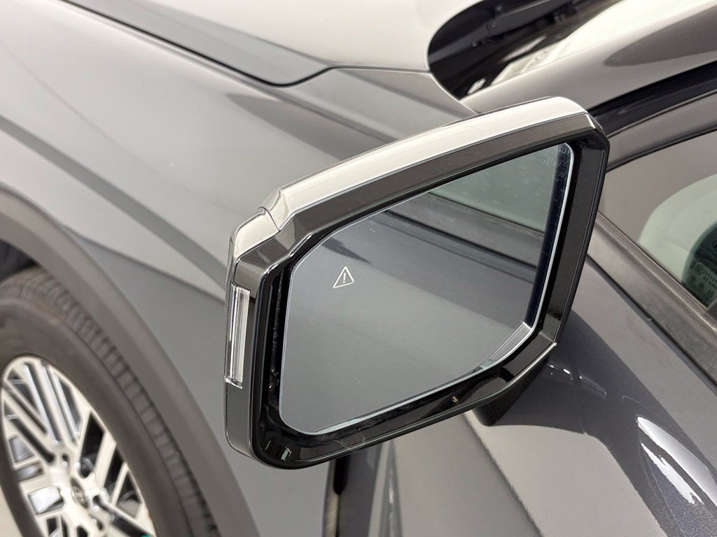 Used 2026 Hyundai Palisade SEL FWD image 12