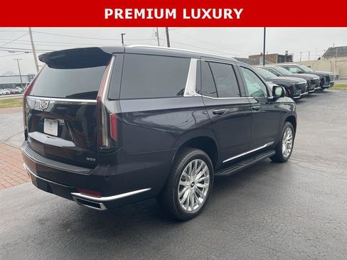 Used 2023 Cadillac Escalade Premium Luxury w/ LPO, Floor Liner Package AWD/4WD image 8