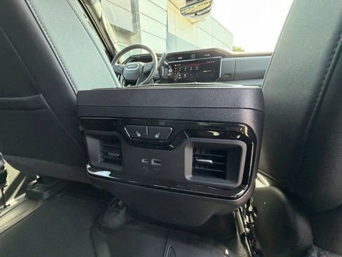 New 2026 GMC Sierra 2500 AT4 w/ AT4 Premium Plus Package AWD/4WD image 32