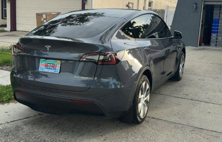 Used 2023 Tesla Model Y Long Range AWD/4WD image 3